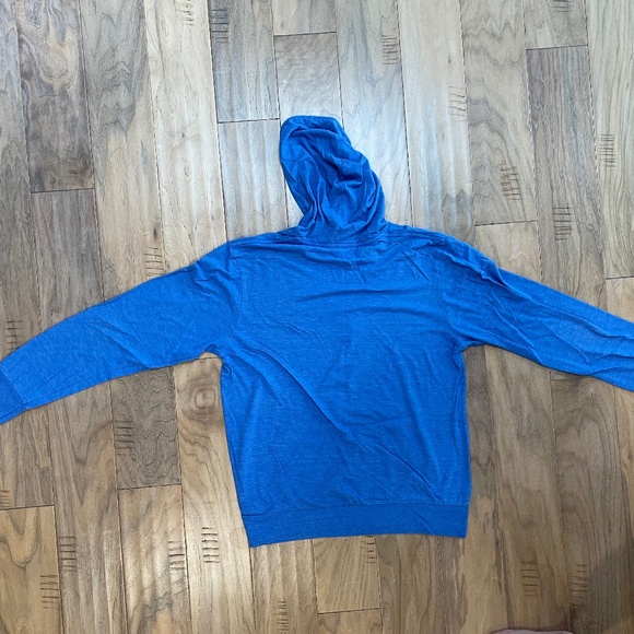 Excellent Condition Steamboat Springs, Colorado Hooded Shirt - Picture 9 of 10